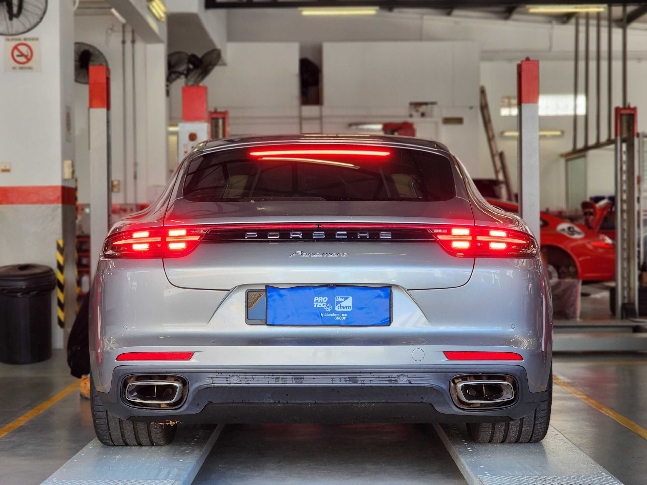 porsche 911 servicing