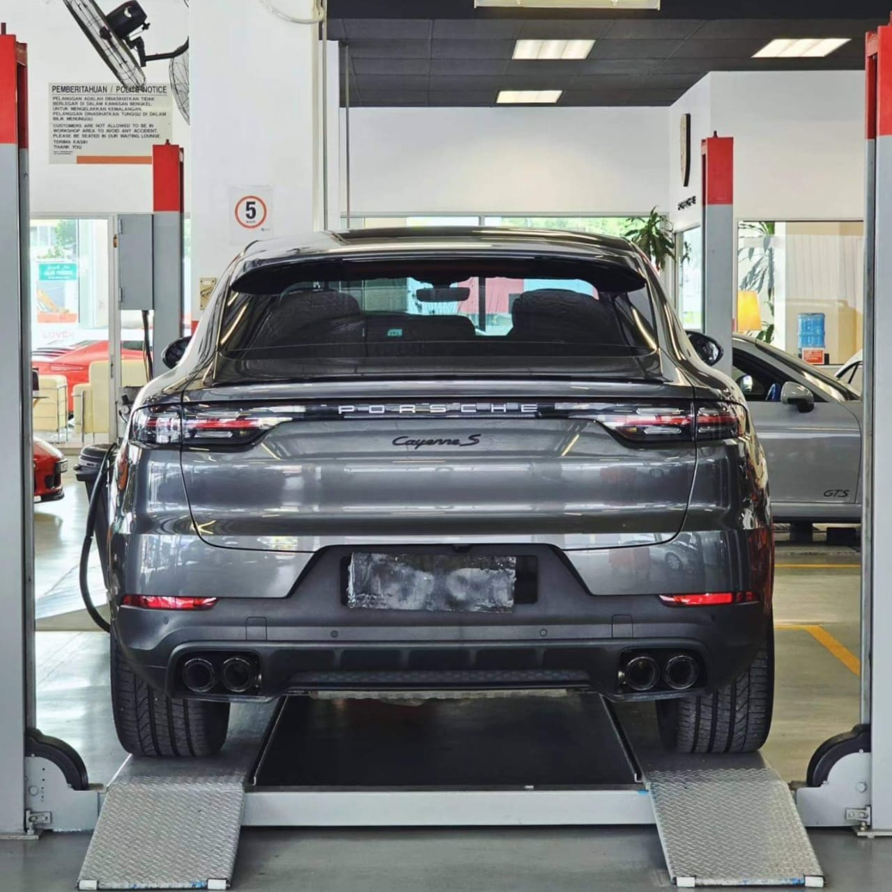 porsche cayenne repair