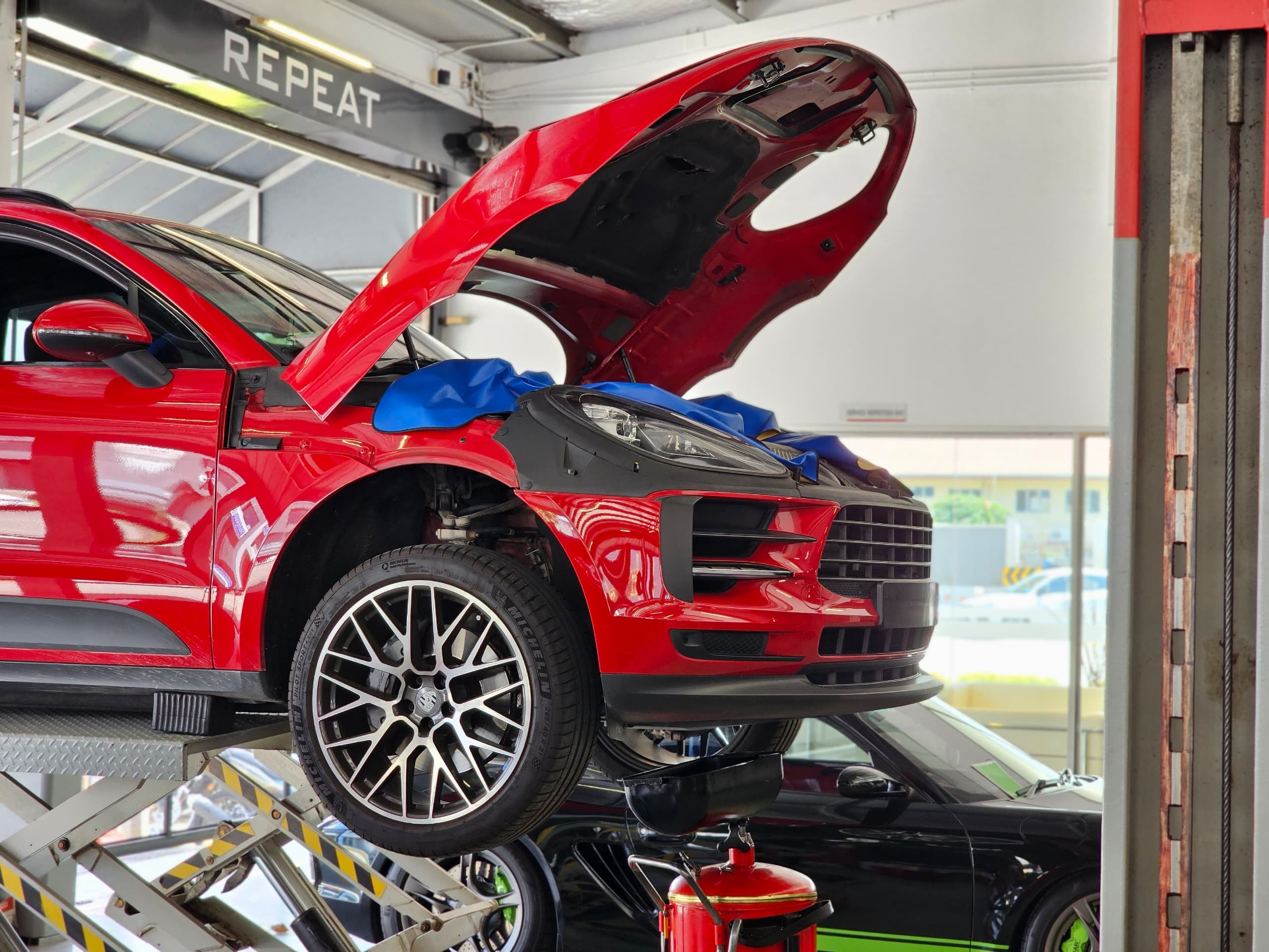 porsche cayenne under maintenance